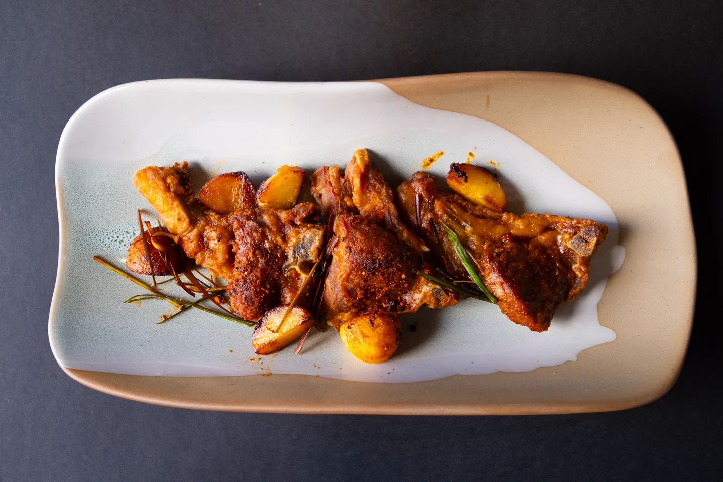 Costolette d’agnello con salsa Satay